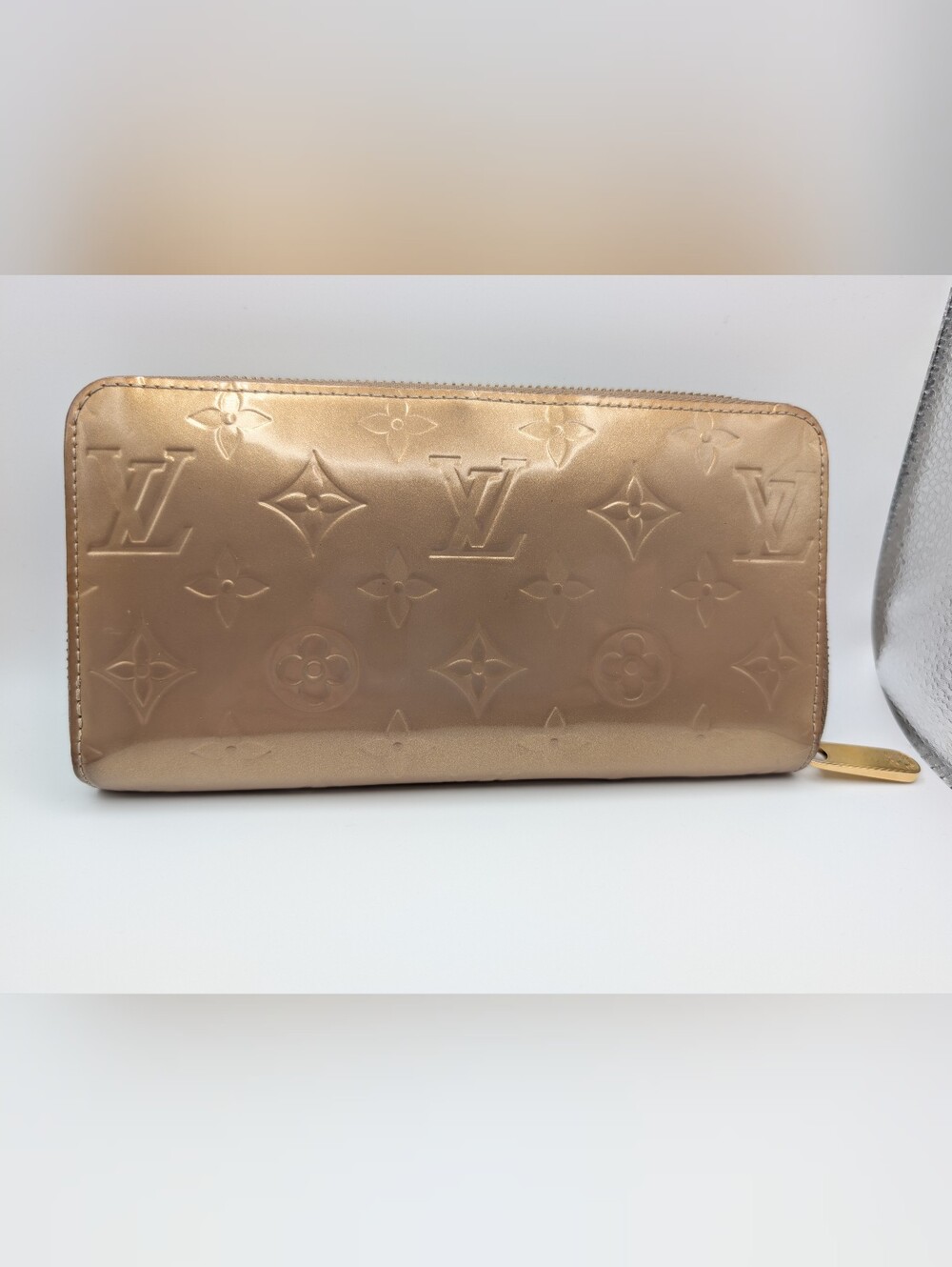 Louis Vuitton Monogram Vernis Zippy Wallet Beige Poudre - No Color Transfer EUC
